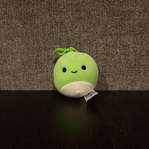 Henry Turtle Squishmallow Clip